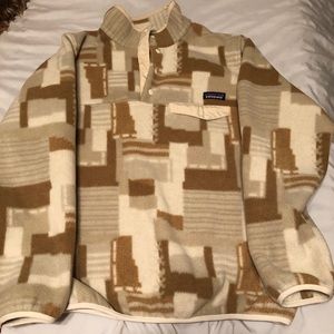 Patagonia pull over